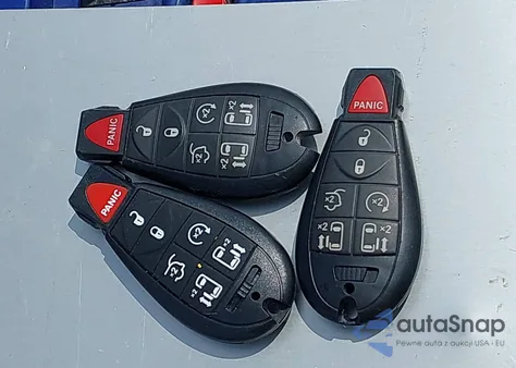 2014 Chrysler Town & Country Touring-L 30Th Anniversary z USA, uszkodzony, nr VIN 2C4RC1CG0ER365076